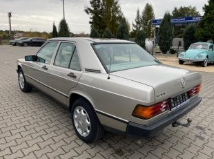 Mercedes-Benz 190 2.0B! Świetny Stan! (1985 r) - 4